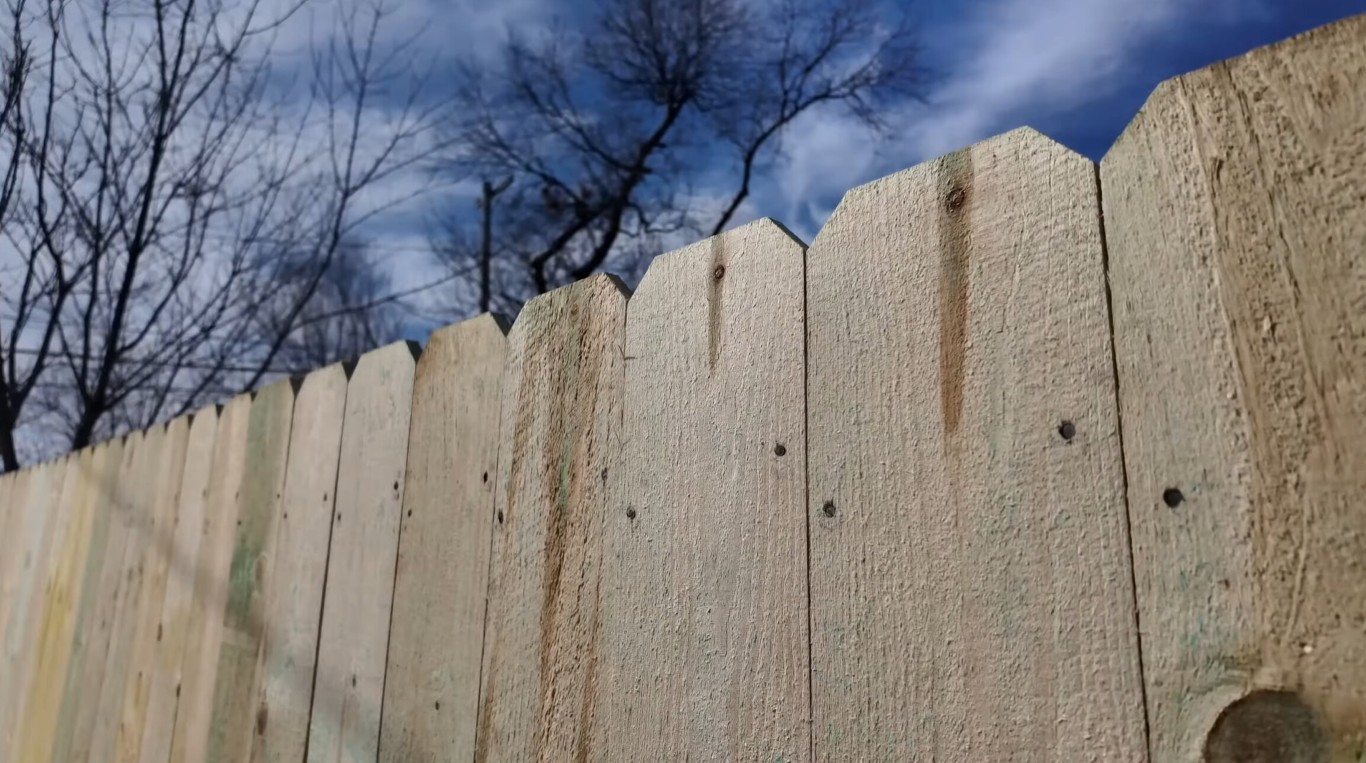 Wood fence installation by Gardena fence contractors